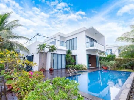 Villa B38 – Grand Seaside Villa