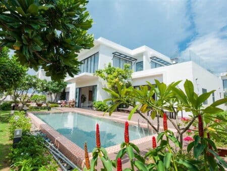 Villa B56 – Grand Seaside Villa